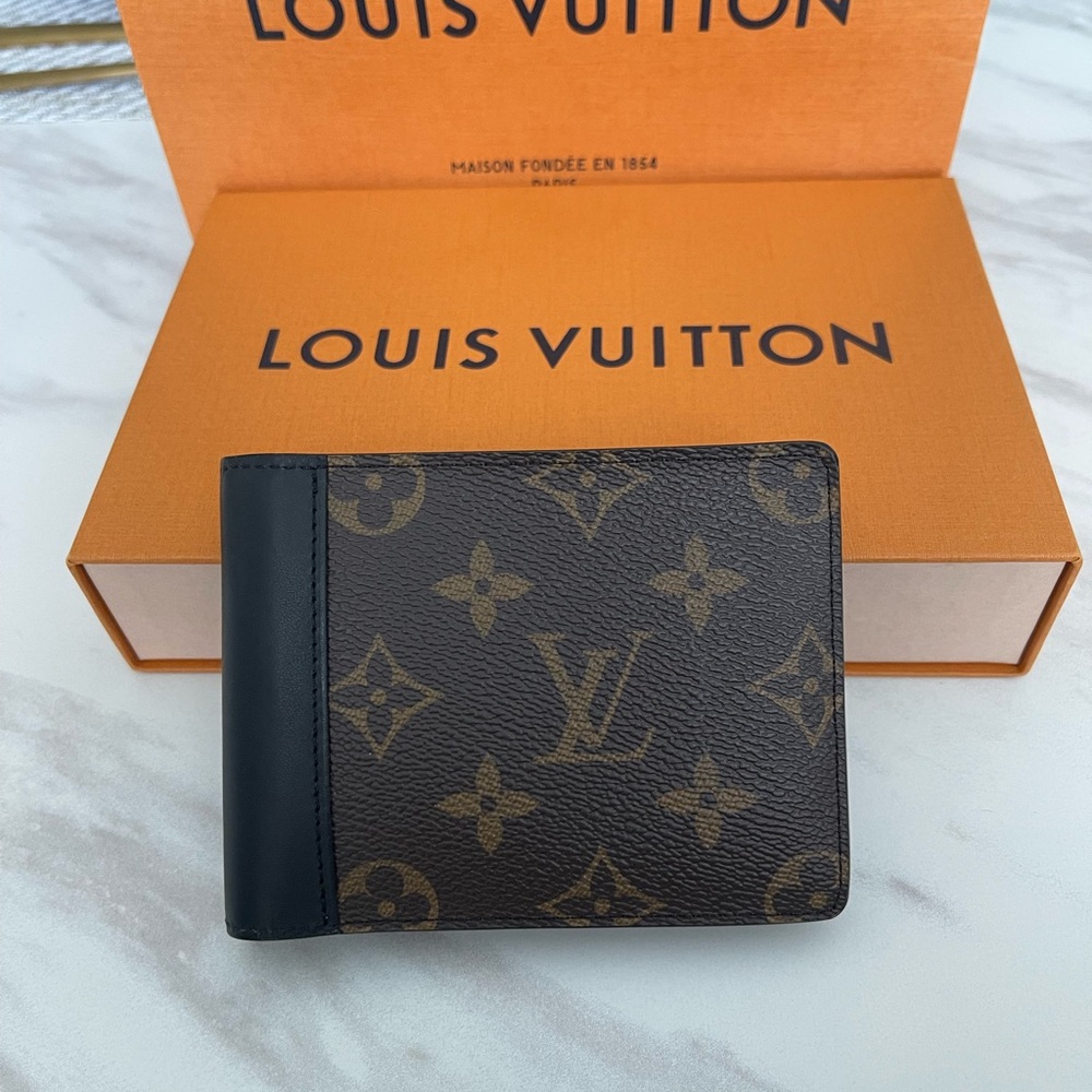 Brand New Authentic Louis Vuitton Multiple Wallet
